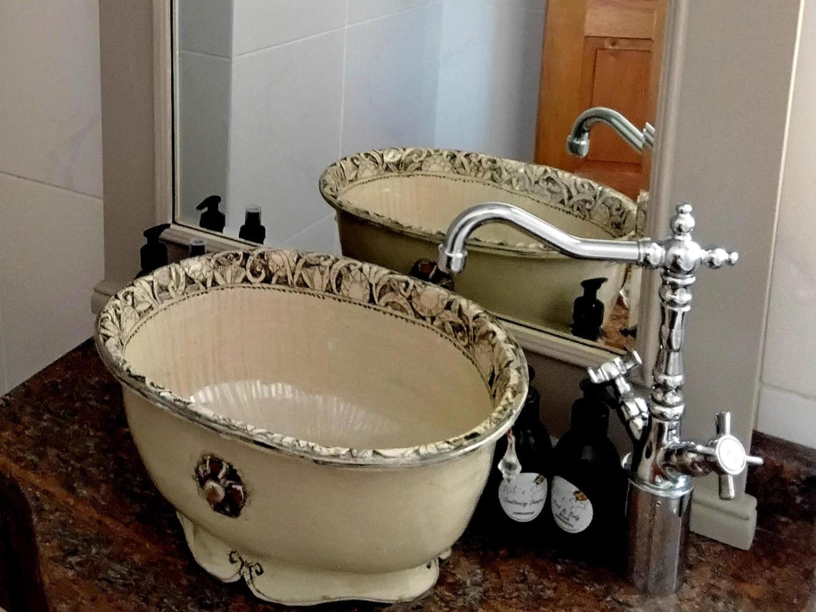 Art And Soul Restaurant, Accommodation, French Bar And Art Gallery Parys Szoba fotó